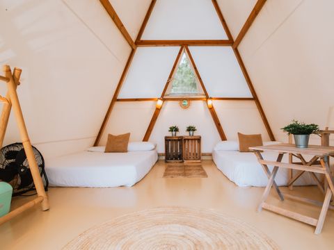 Tente en toile et en bois 4 personnes - OASIS TENT