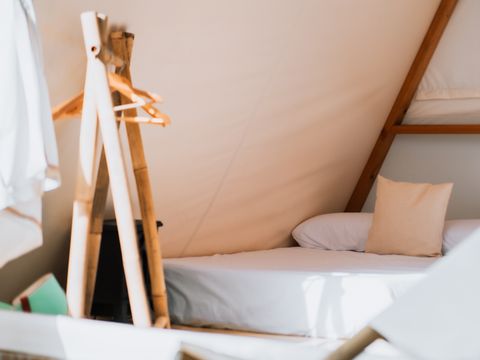 Tente en toile et en bois 4 personnes - SIROA TENT