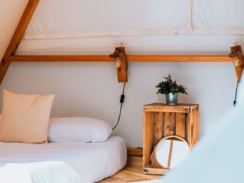 Tente en toile et en bois 4 personnes - SIROA TENT