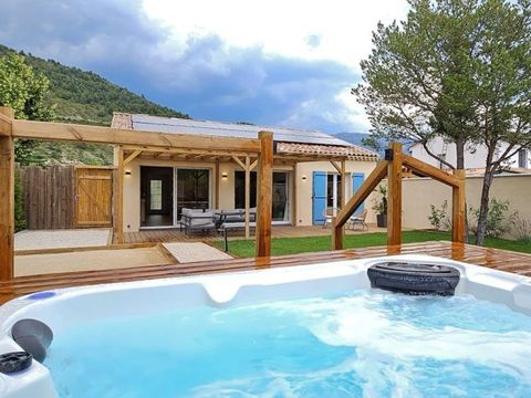 VILLA 6 personnes - 6p. jacuzzi