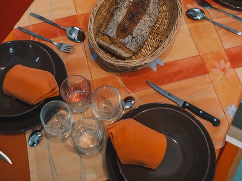 Mobilhome 4 personnes - 4/6 places - 2 salles de bains