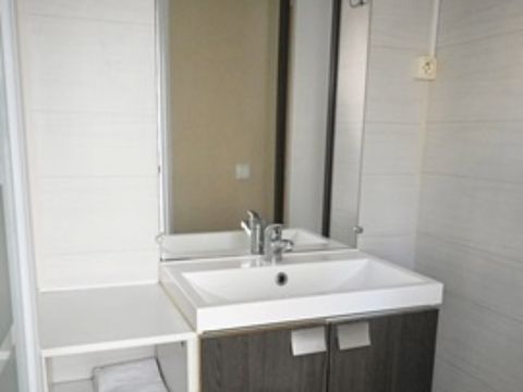 Mobilhome 4 personnes - 4/6 places - 2 salles de bains