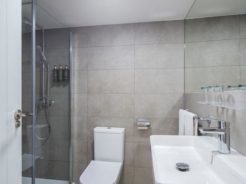 CHAMBRE 2 personnes - CHAMBRE DOUBLE - BALCON 