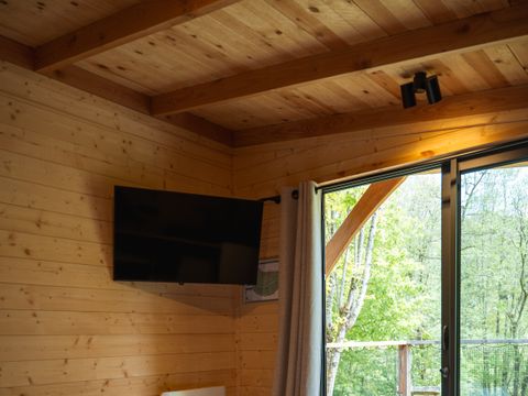 HÉBERGEMENT INSOLITE 2 personnes - Maison dans les arbres 2 personnes