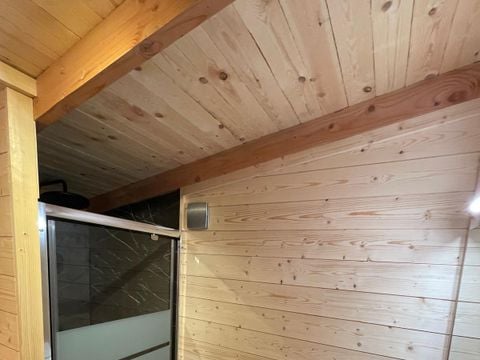 HÉBERGEMENT INSOLITE 2 personnes - Maison dans les arbres 2 personnes