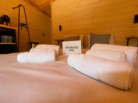 HÉBERGEMENT INSOLITE 2 personnes - Maison dans les arbres 2 personnes