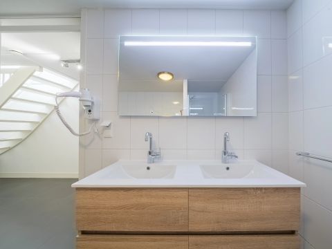 BUNGALOW 8 personnes - 6-8L