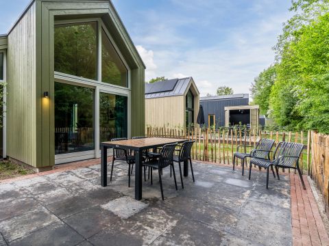 BUNGALOW 4 personnes - Niche pour chien 4LD