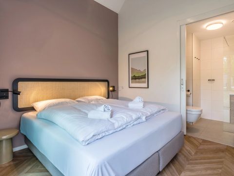 BUNGALOW 4 personnes - Niche pour chien 4LD