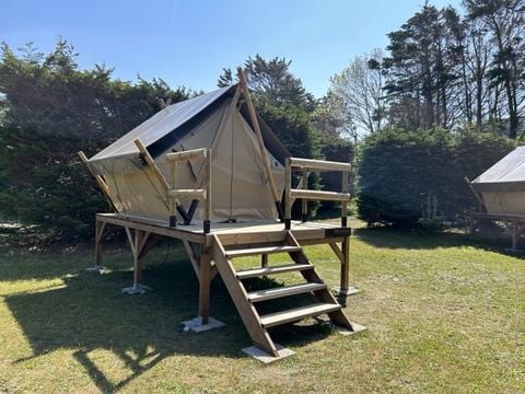 TENTE 2 personnes - Tente Moorea - Accueil lit bébé impossible-