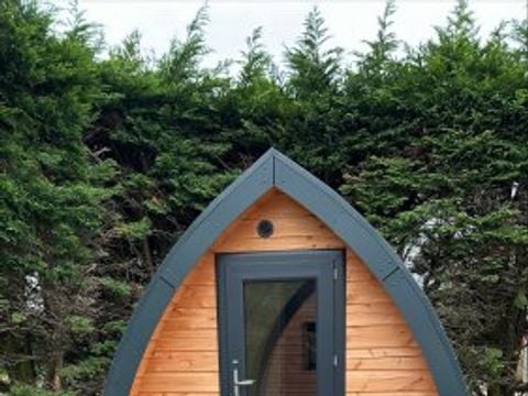 HÉBERGEMENT INSOLITE 4 personnes - Cabanne Pigne- Accueil lit bébé impossible- 1 pièce