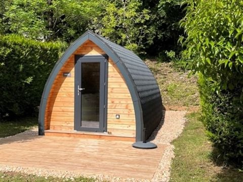 HÉBERGEMENT INSOLITE 4 personnes - Cabanne Pigne- Accueil lit bébé impossible- 1 pièce