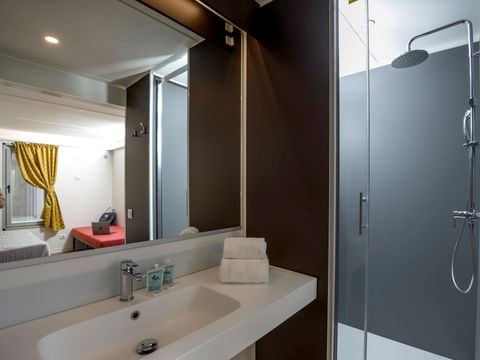 Bungalow 3 personnes - Deluxe - Hu Stay Smart S