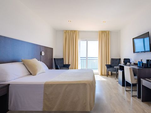 CHAMBRE 2 personnes - CHAMBRE DOUBLE - SUPERIOR - BALCON - VUE MER - PETIT-DÉJEUNER INCLUS