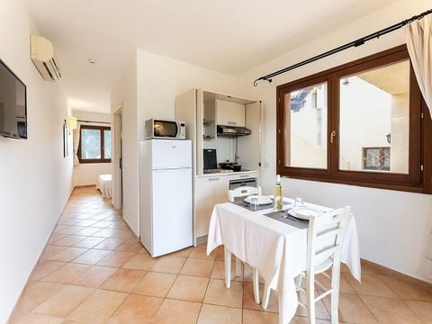 STUDIO 2 personnes - Terrasse ou balcon - Climatisé