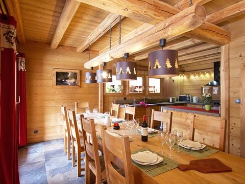 Chalet Odalys  Le Loup Lodge - Camping Isère - Image N°4