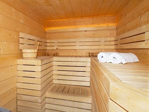 Chalet Odalys  Le Loup Lodge - Camping Isère - Image N°3