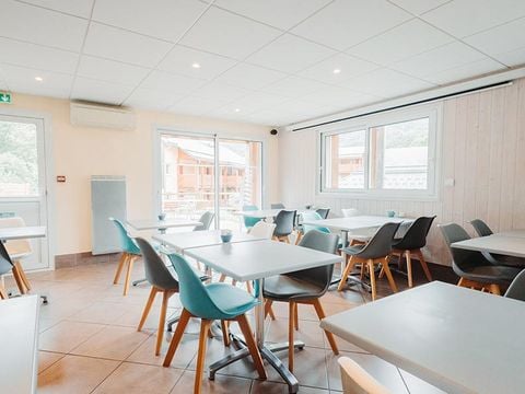 Domaine de la Vallée d'Ax - Vacancéole - Camping Ariège - Image N°3