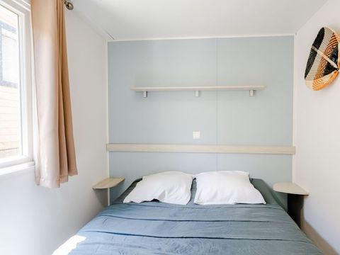 MOBILHOME 6 personnes - 2 chambres 4 à 6 personnes MOBILHOME 6 personnes - 2 chambres 4 à 6 personnes