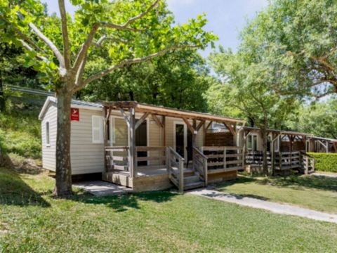 MOBILHOME 6 personnes - 2 chambres 4 à 6 personnes MOBILHOME 6 personnes - 2 chambres 4 à 6 personnes