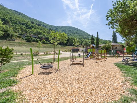 Camping Porte de Provence - Camping Drôme