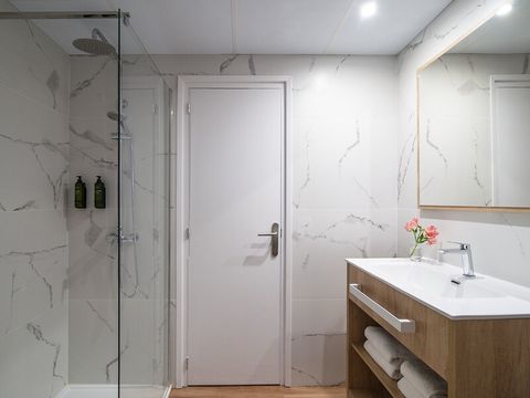 Chambre 1 personne - CHAMBRE INDIVIDUELLE