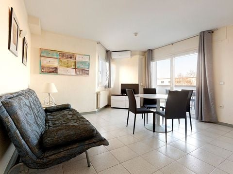 APPARTEMENT 3 personnes - Appartement 1 chambre - 2 adultes + 1 enfant (- 12 ans) ou 3 adultes