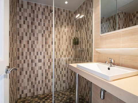 APPARTEMENT 3 personnes - Appartement 1 chambre - 2 adultes + 1 enfant (- 12 ans) ou 3 adultes - Economique