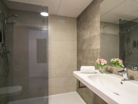 CHAMBRE 3 personnes - Chambre Double + lit d'appoint - balcon