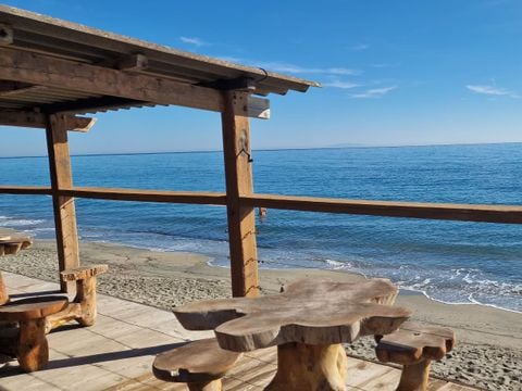 Camping Naturiste Calella - Camping Noord-corsica - Afbeelding N°2