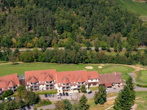 Résidence Goélia - Le Domaine Du Golf - Camping Haut-Rhin - Image N°2