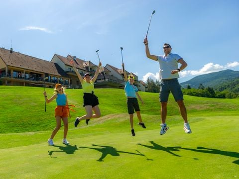 Résidence Goélia - Le Domaine Du Golf - Camping Haut-Rhin - Image N°12