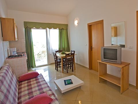 APPARTEMENT 5 personnes - Appartement de deux chambres (4+1)