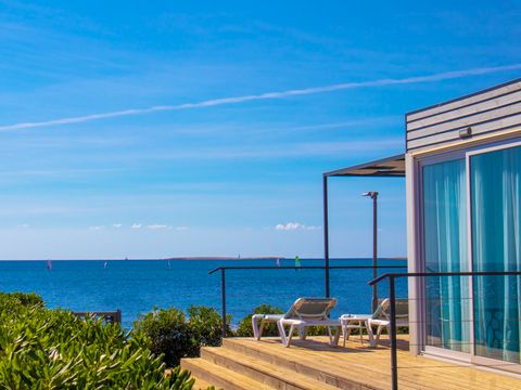 MOBILHOME 5 personnes - Camping Villa première ligne à la mer