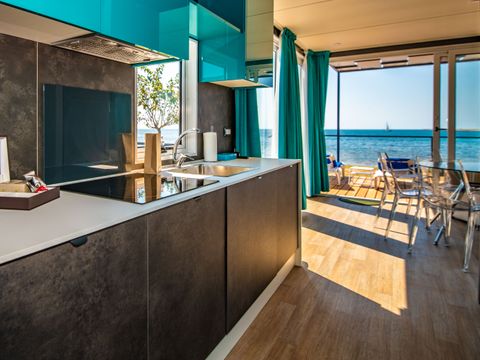 MOBILHOME 5 personnes - Camping Villa première ligne à la mer