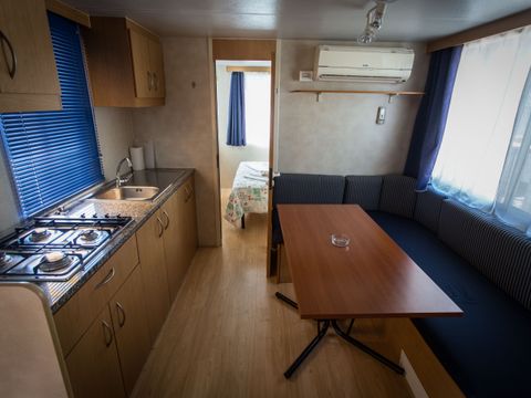 MOBILHOME 5 personnes - Mobil-home de deux chambres côté mer