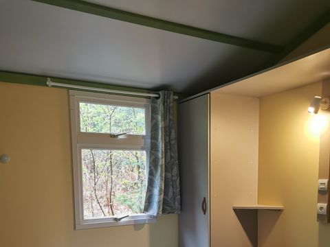 CHALET 5 personnes - Bungalow, ouvert sur l'extérieur