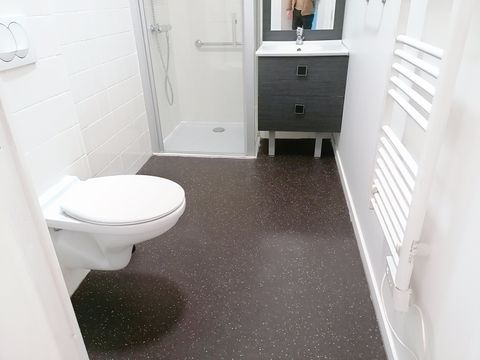 Terres de France - Appart Hotel Rouen Flaubert - Camping Seine - Image N°48