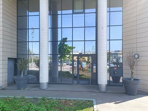 Terres de France - Appart Hotel Rouen Flaubert - Camping Seine