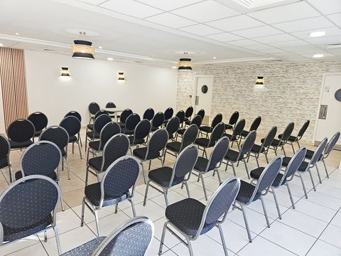 Terres de France - Appart Hotel Rouen Flaubert - Camping Seine - Image N°31