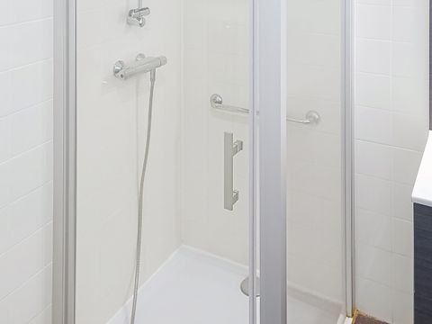 Terres de France - Appart Hotel Rouen Flaubert - Camping Seine - Image N°44