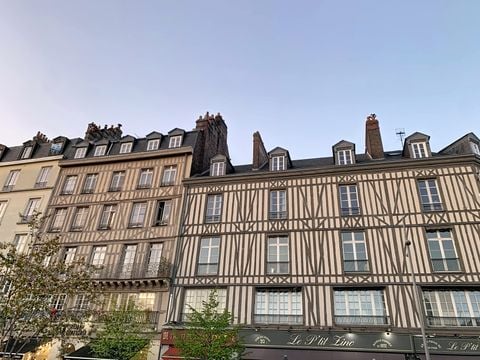 Terres de France - Appart Hotel Rouen Flaubert - Camping Seine - Image N°11