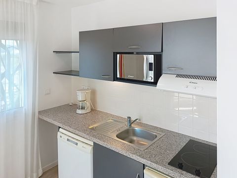 Terres de France - Appart Hotel Rouen Flaubert - Camping Seine - Image N°56