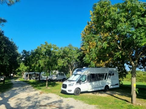 Autocamp Peros - Camping Zadar - Image N°2