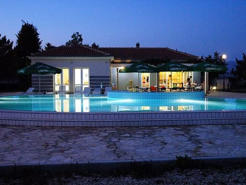 Autocamp Peros - Camping Zadar