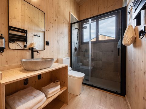 MOBILHOME 4 personnes - Peak Cabin