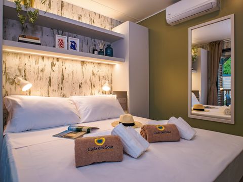 MOBILHOME 4 personnes - Junior Suite Mediterranea - Animaux Admis