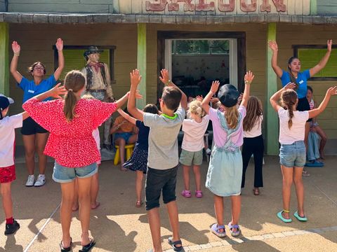 Tour Opérateurs et particuliers sur Camping les Genêts - Camping Vendée - Image N°22