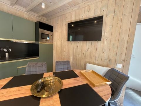 LODGE 5 personnes - Ecolodge l 2 Chambres | Animaux bienvenus