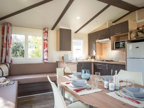 MOBILHOME 4 personnes - Cottage Grand Confort Maldives 32m² - 2 chambres / TERRASSE EN BOIS COUVERTE